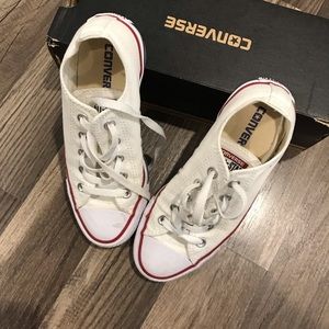 Converse Sneakers 5.5 women’s